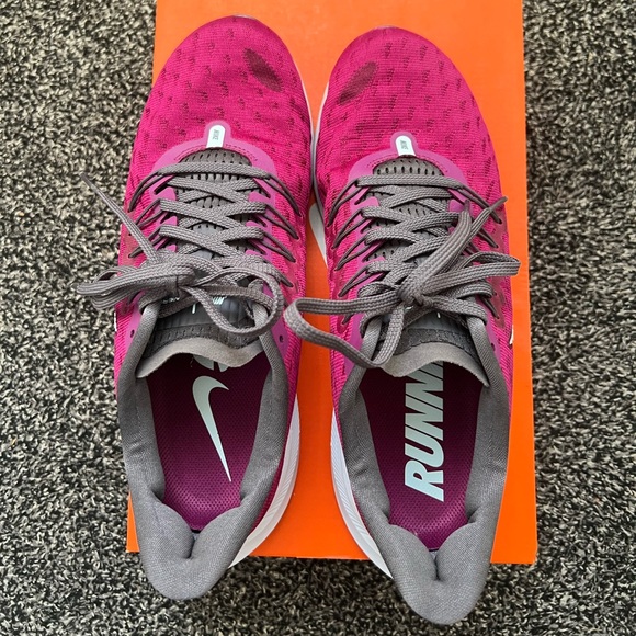 Nike Women's Athletic Shoes - maroon and gray - Picture 5 of 7